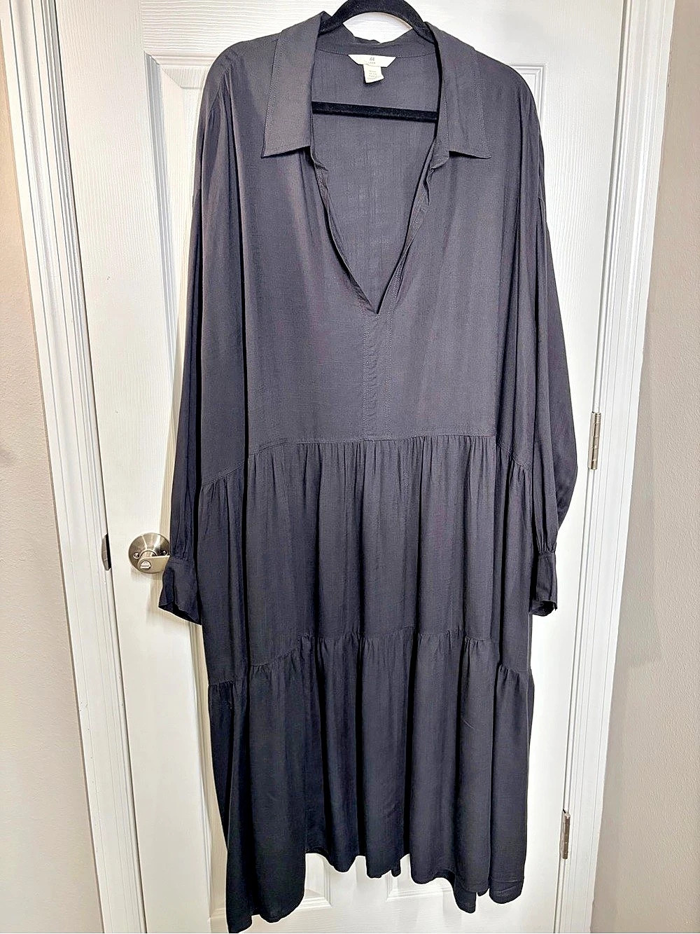 H&M Tiered Midi Dress in Gray, Size XXL